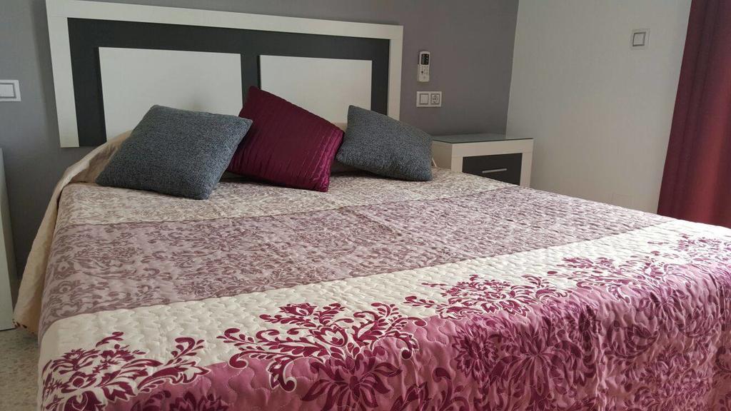 Hostal Ocana Manilva Dış mekan fotoğraf