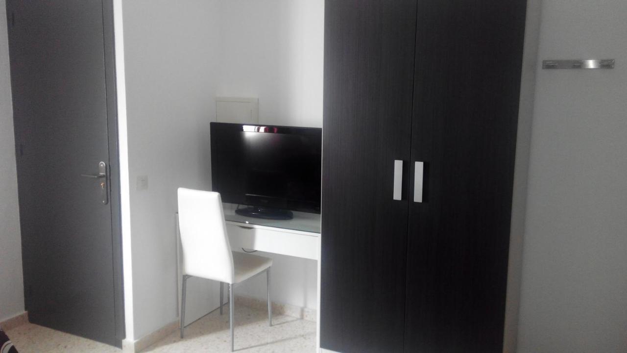 Hostal Ocana Manilva Oda fotoğraf