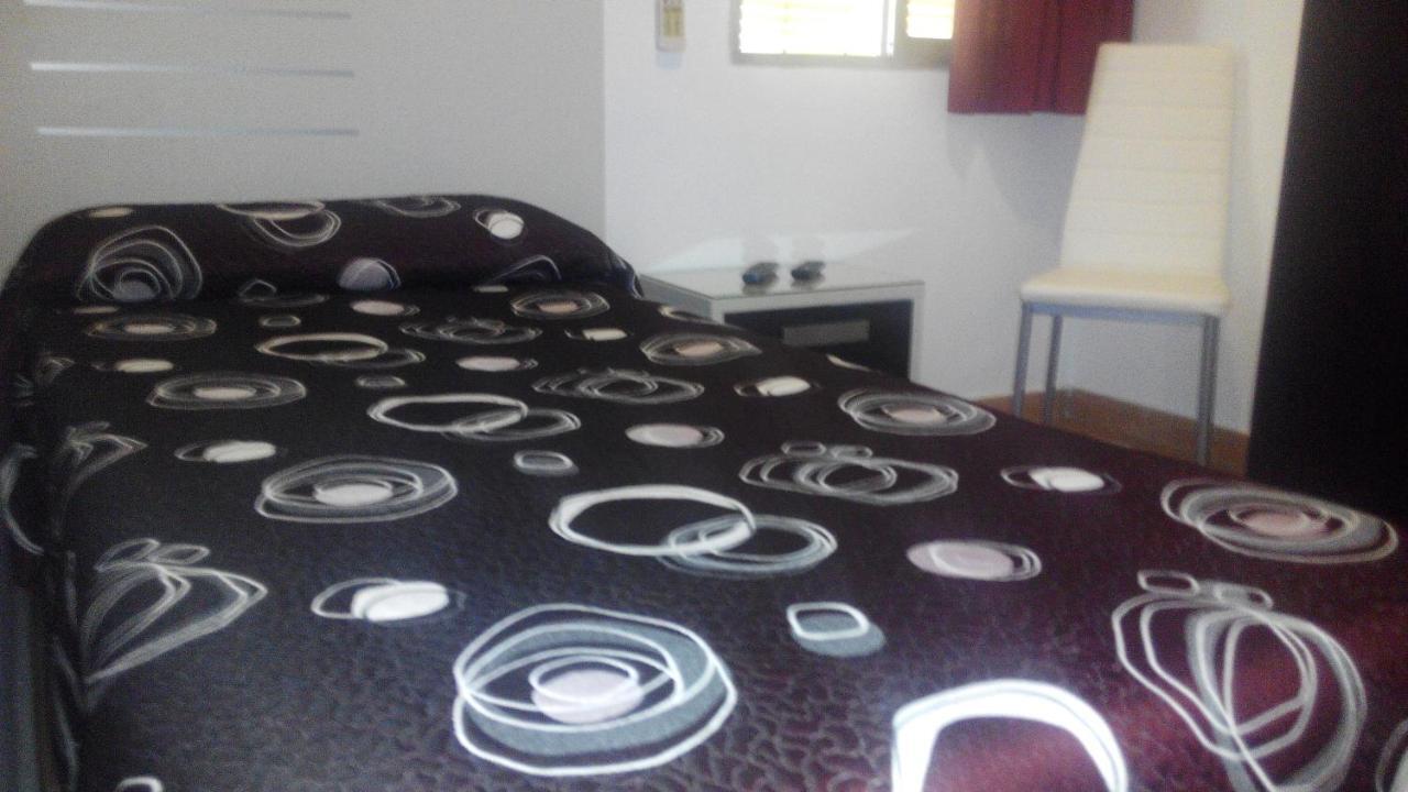 Hostal Ocana Manilva Oda fotoğraf